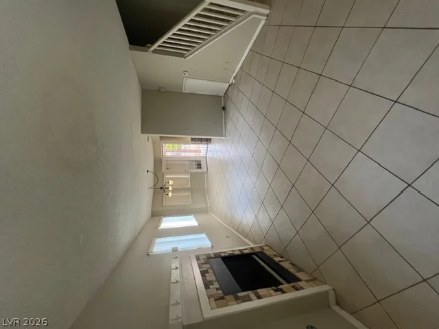 9112 Quiet Cove, Las Vegas, NV 89117