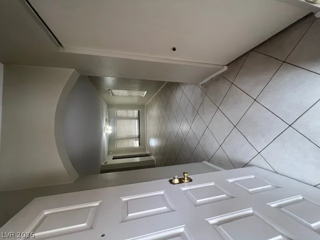 9112 Quiet Cove, Las Vegas, NV 89117