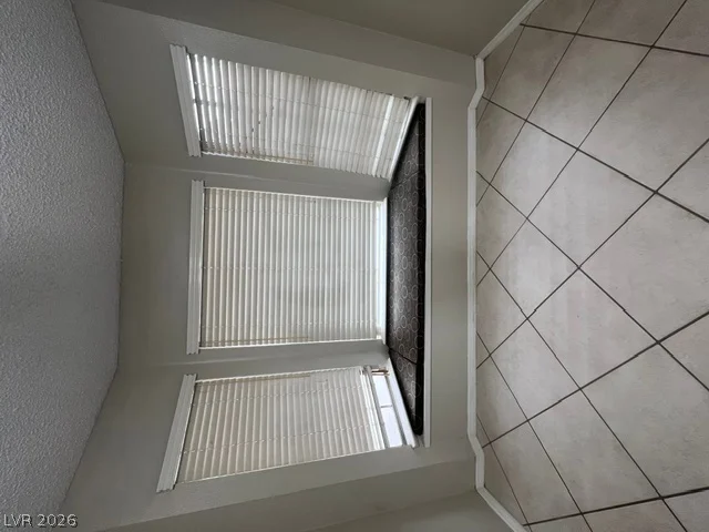 9112 Quiet Cove, Las Vegas, NV 89117