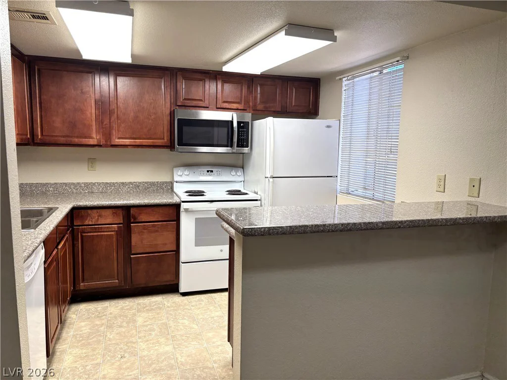 5499 Indian River, Las Vegas, NV 89103