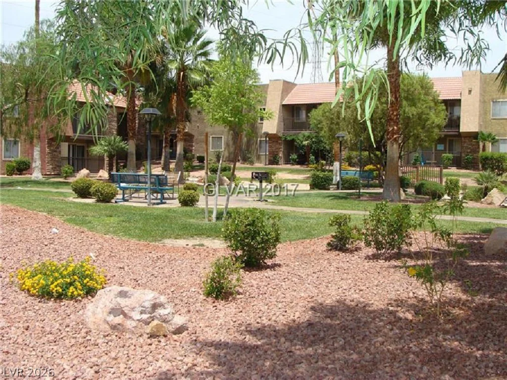 5499 Indian River, Las Vegas, NV 89103