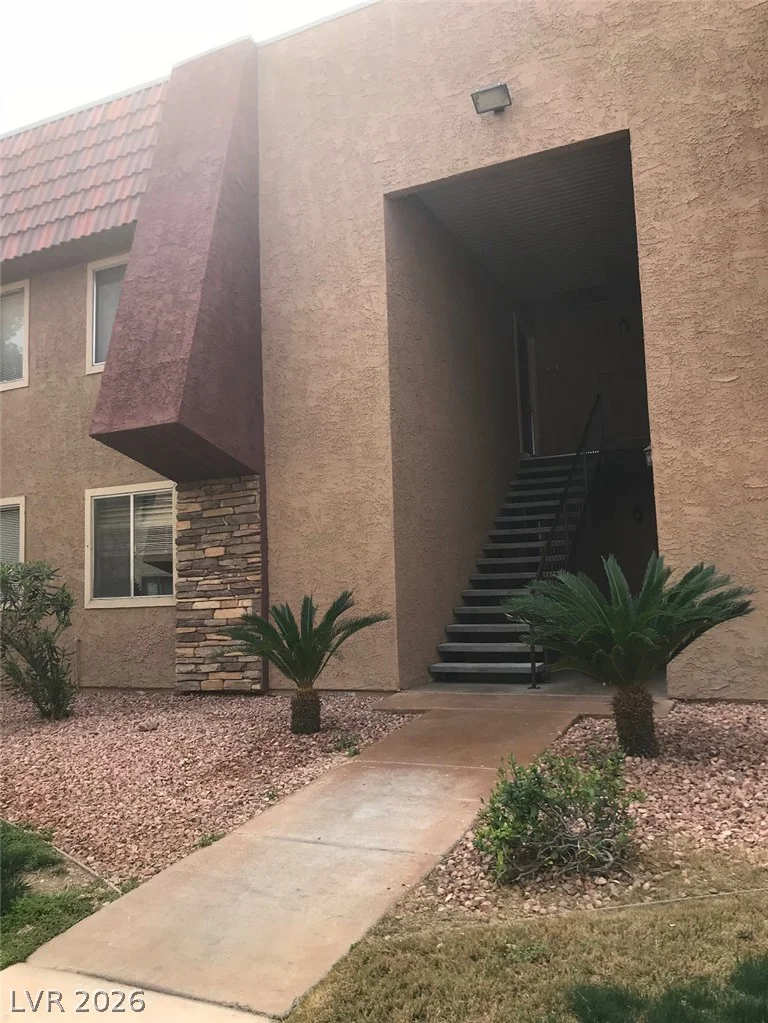 5499 Indian River, Las Vegas, NV 89103