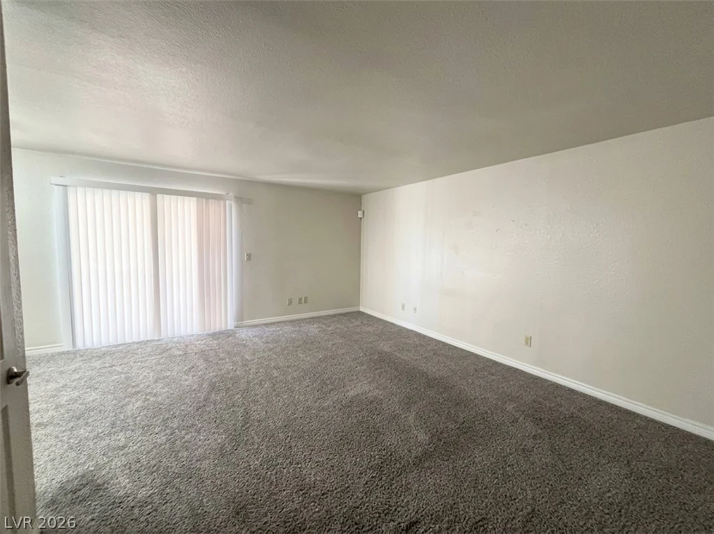 5499 Indian River, Las Vegas, NV 89103