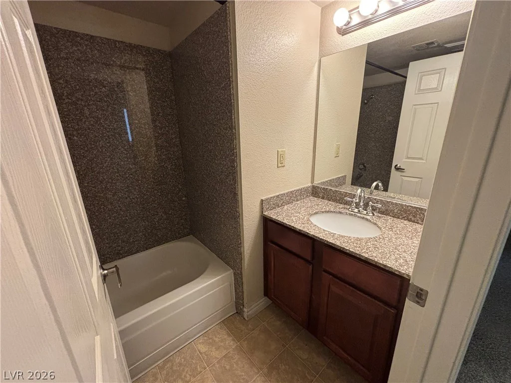 5499 Indian River, Las Vegas, NV 89103