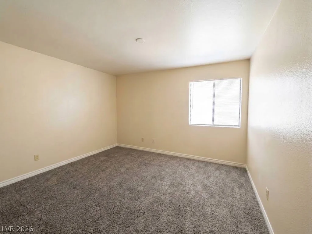 5499 Indian River, Las Vegas, NV 89103