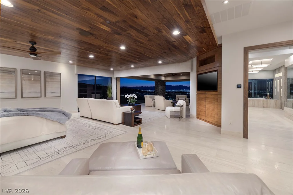 761 Dragon Ridge, Henderson, NV 89012