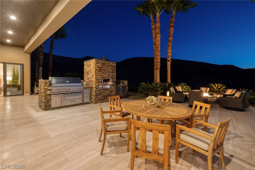 761 Dragon Ridge, Henderson, NV 89012