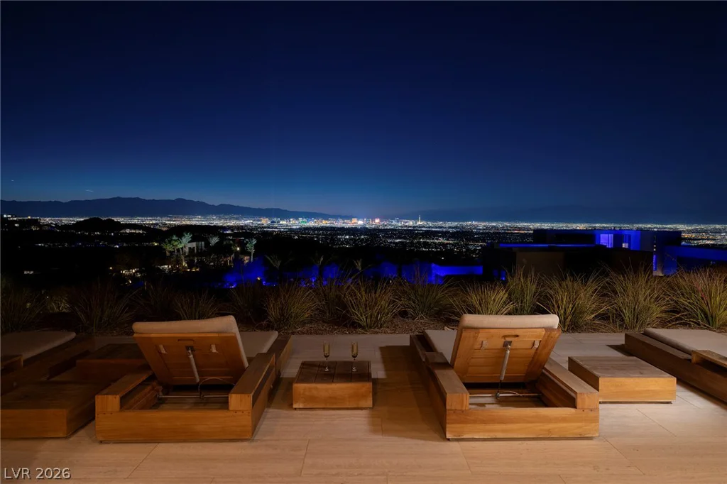 761 Dragon Ridge, Henderson, NV 89012