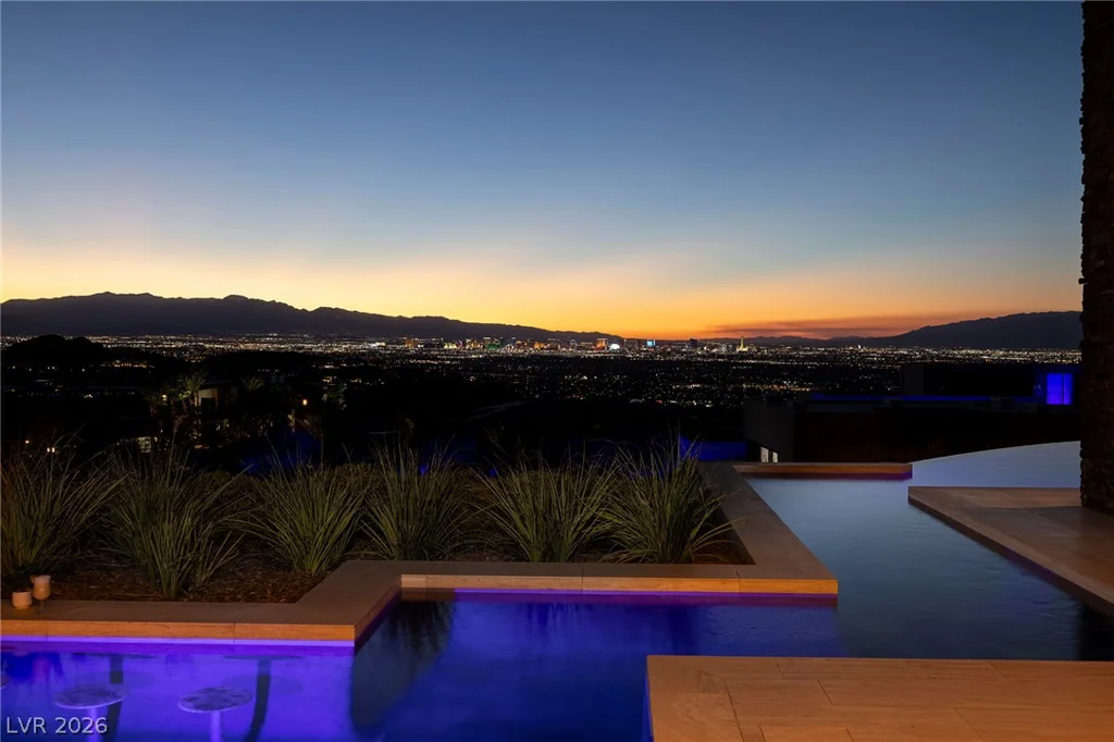 761 Dragon Ridge, Henderson, NV 89012