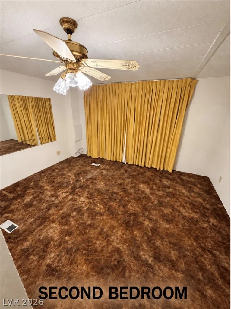 4556 Royal Ridge, Las Vegas, NV 89103