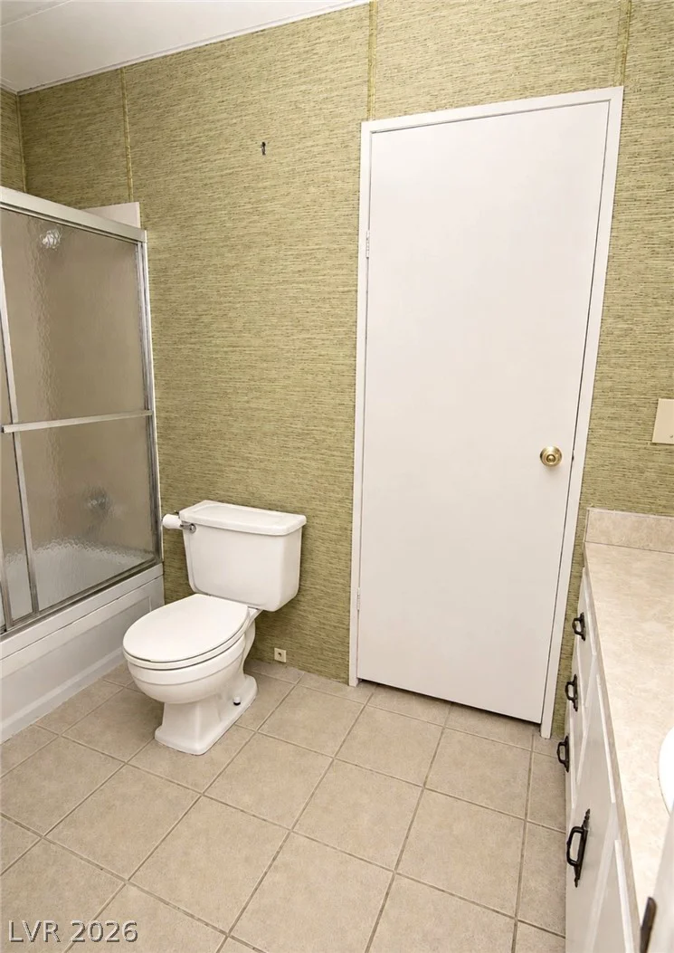 4556 Royal Ridge, Las Vegas, NV 89103