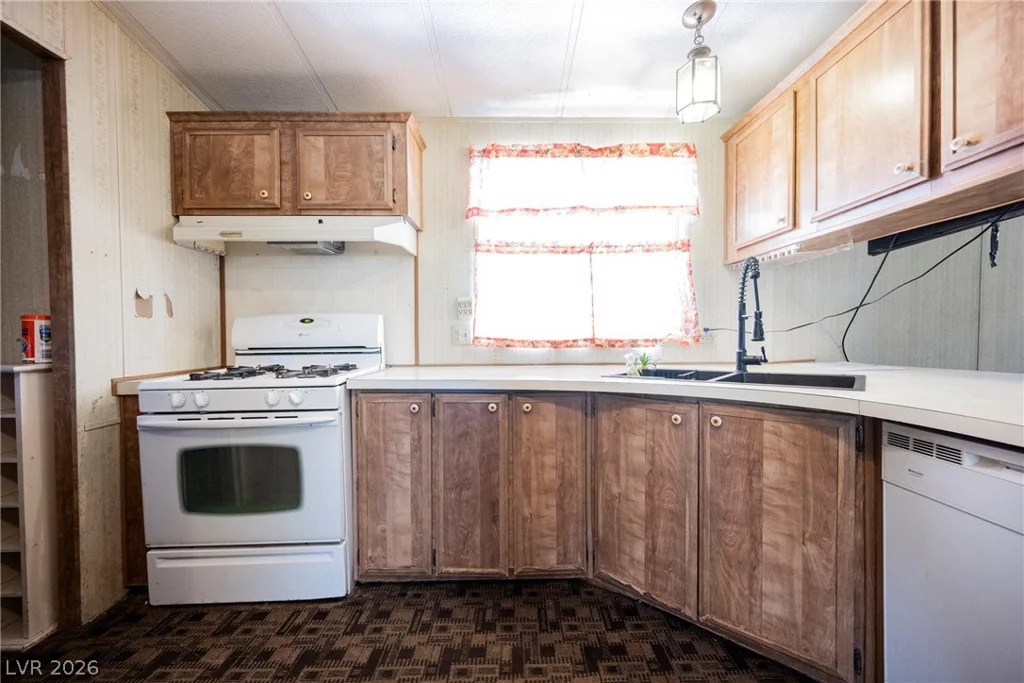320 Kite, Pahrump, NV 89048