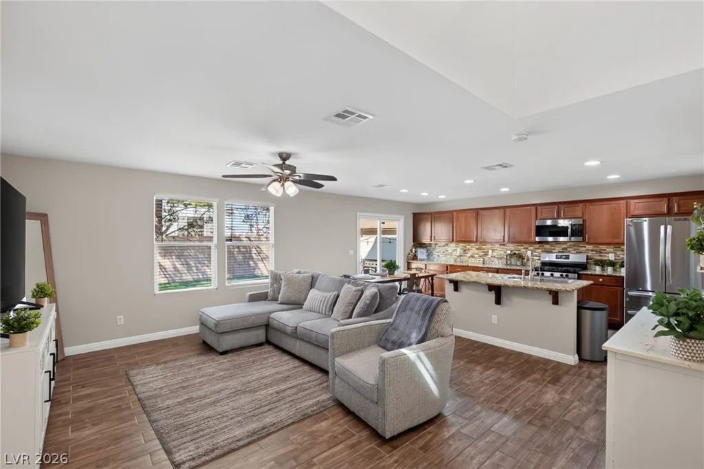 1516 Teasdale, North Las Vegas, NV 89032