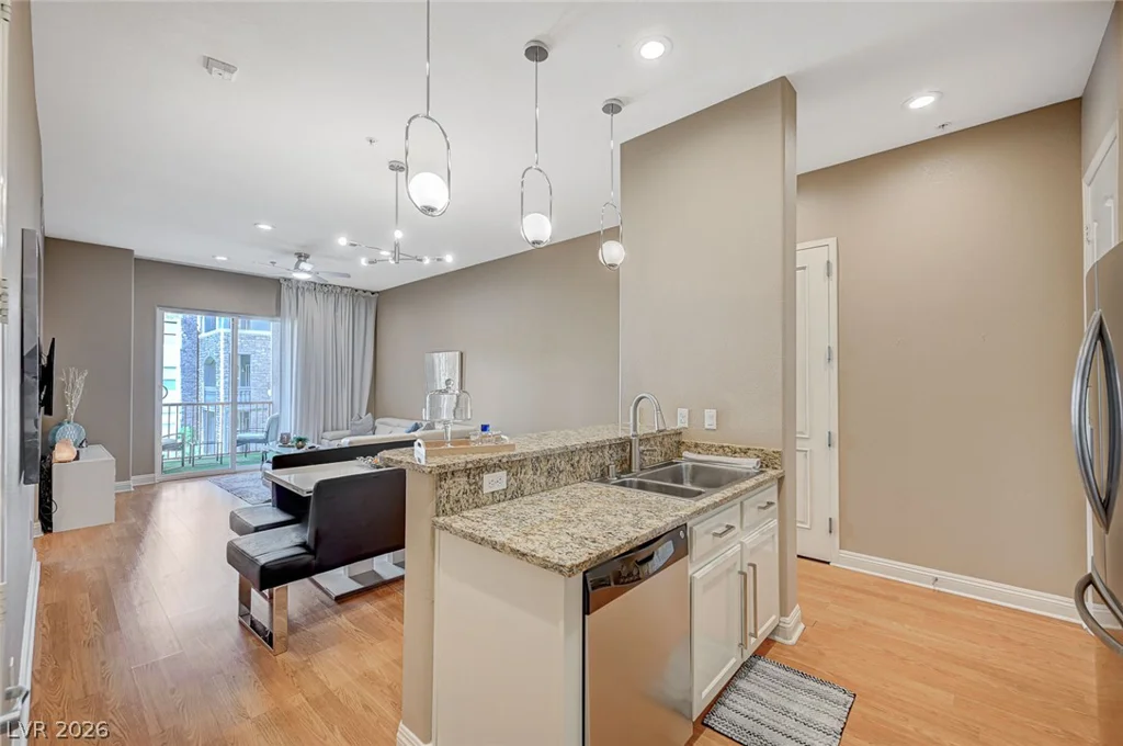 56 Serene, Las Vegas, NV 89123