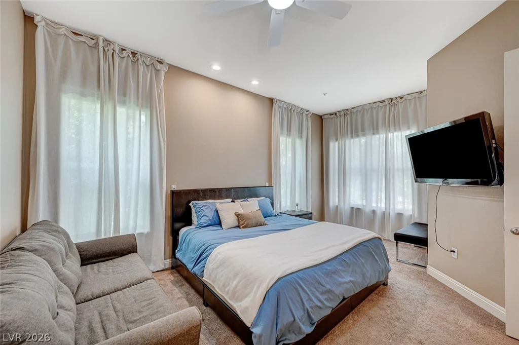 56 Serene, Las Vegas, NV 89123