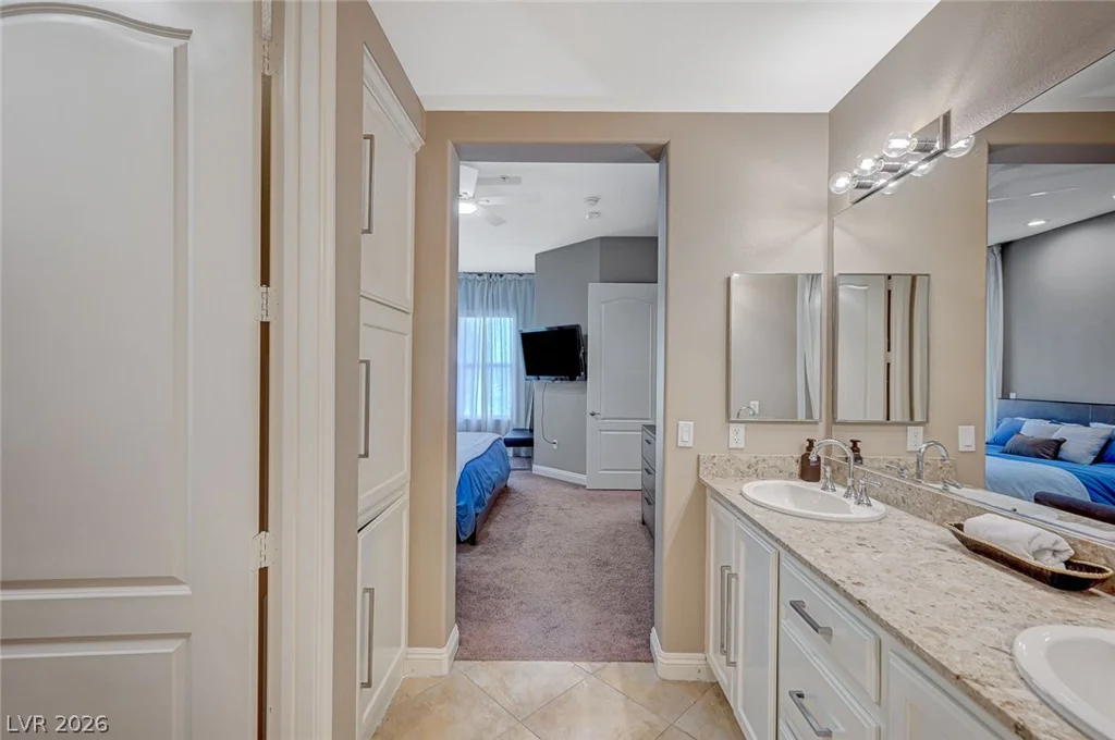 56 Serene, Las Vegas, NV 89123