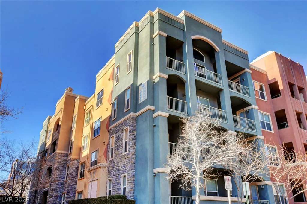 56 Serene, Las Vegas, NV 89123