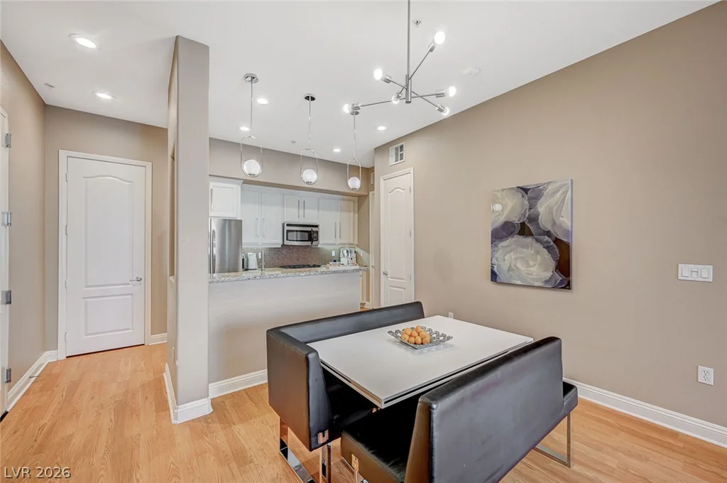 56 Serene, Las Vegas, NV 89123