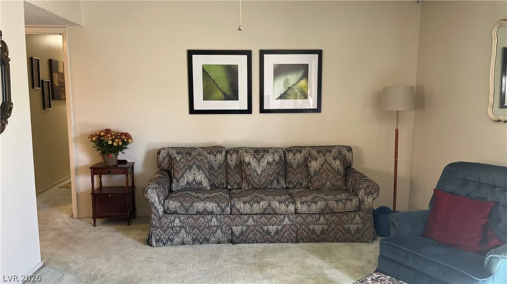 3935 Cherokee, Las Vegas, NV 89121