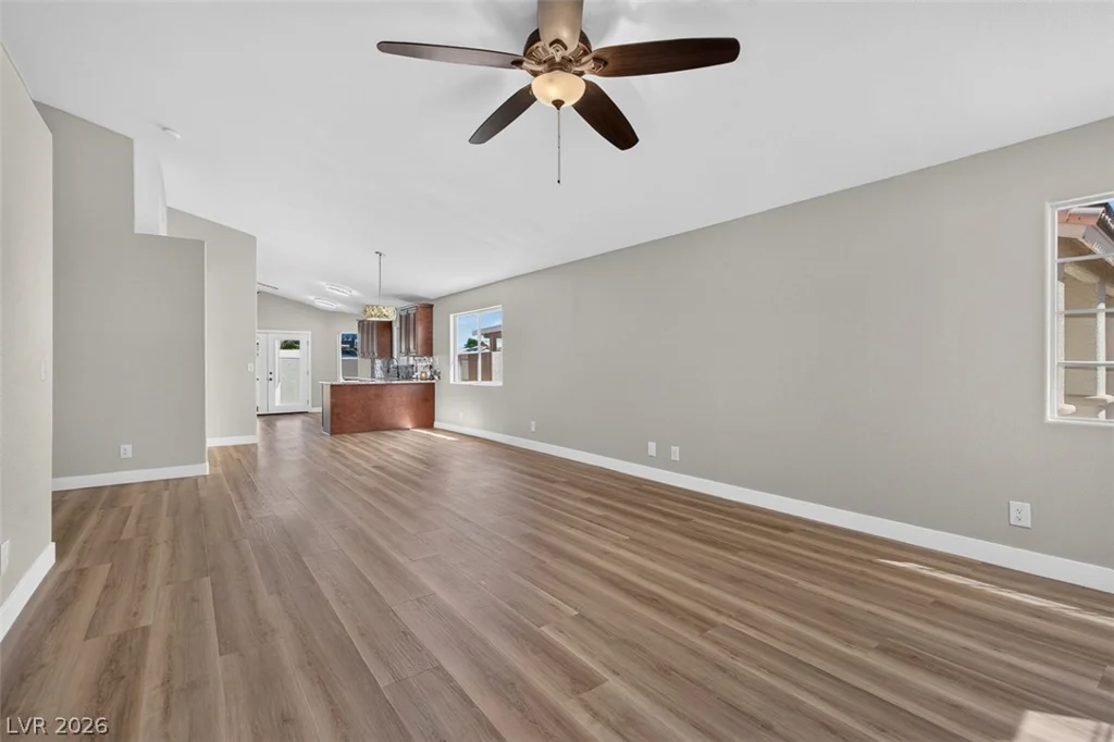 5828 Sunny Orchard, Las Vegas, NV 89110