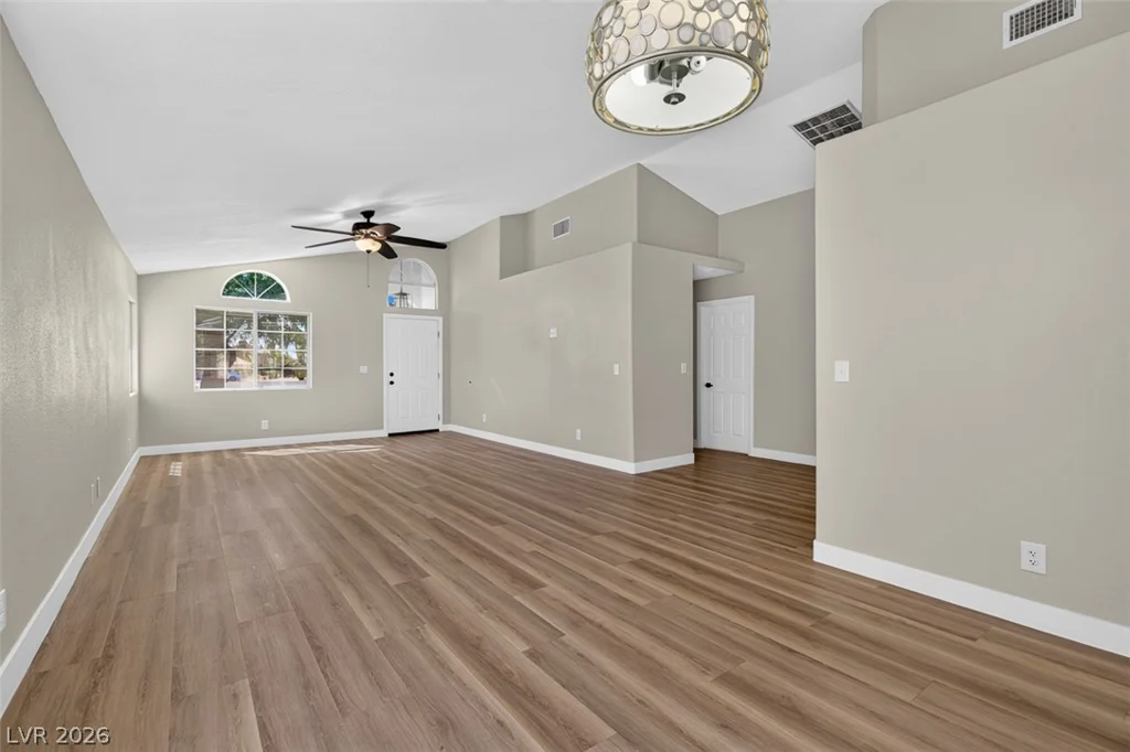 5828 Sunny Orchard, Las Vegas, NV 89110