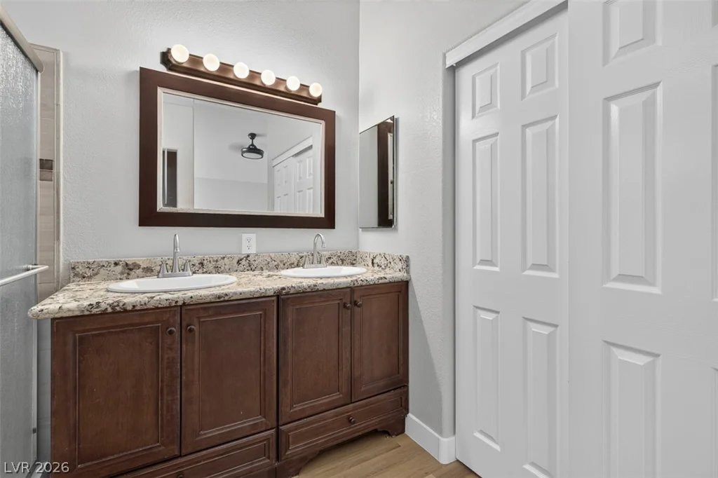 5828 Sunny Orchard, Las Vegas, NV 89110