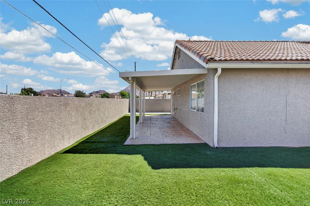 5828 Sunny Orchard, Las Vegas, NV 89110