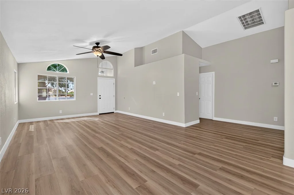 5828 Sunny Orchard, Las Vegas, NV 89110
