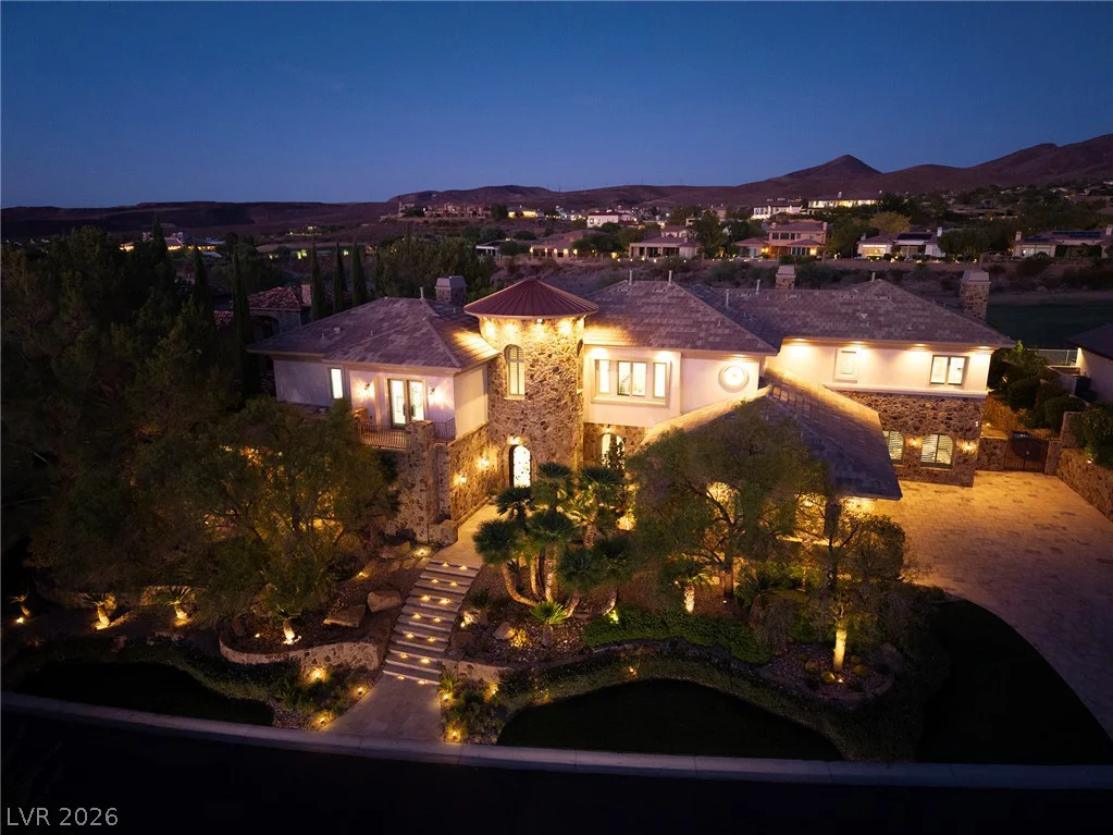 4 Ayden, Henderson, NV 89052
