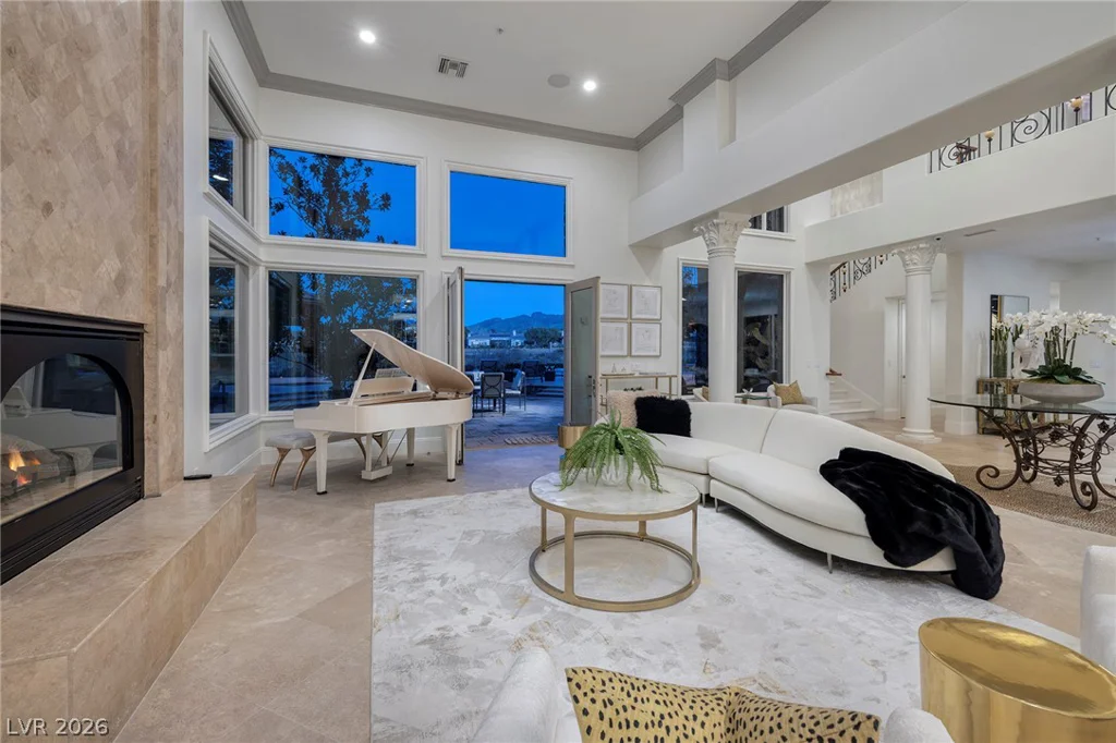 4 Ayden, Henderson, NV 89052