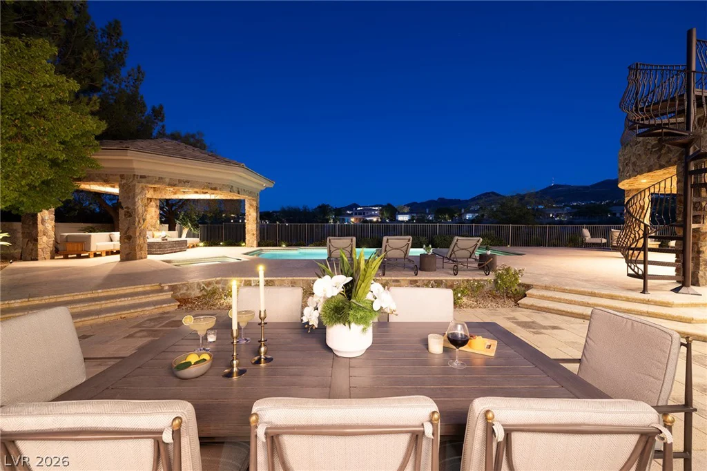 4 Ayden, Henderson, NV 89052