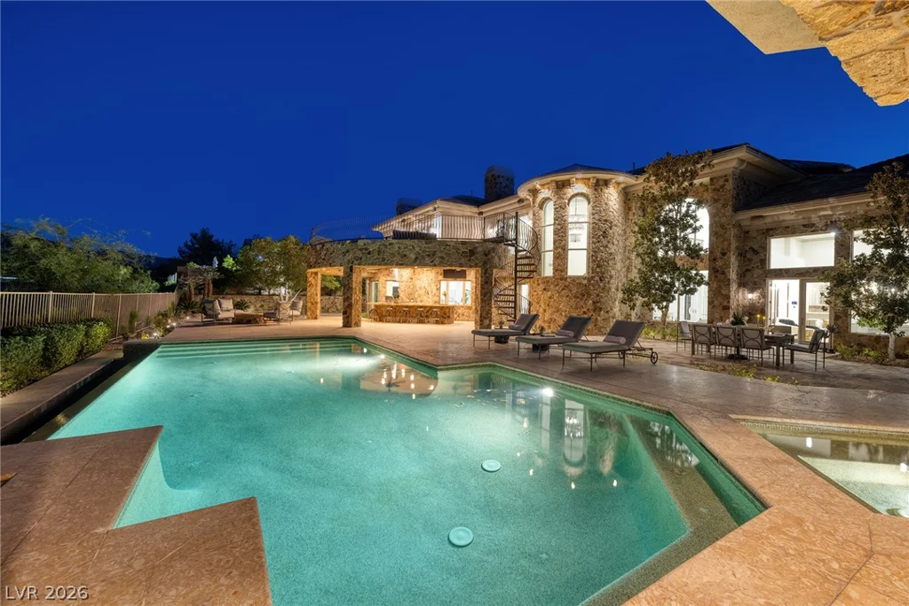 4 Ayden, Henderson, NV 89052