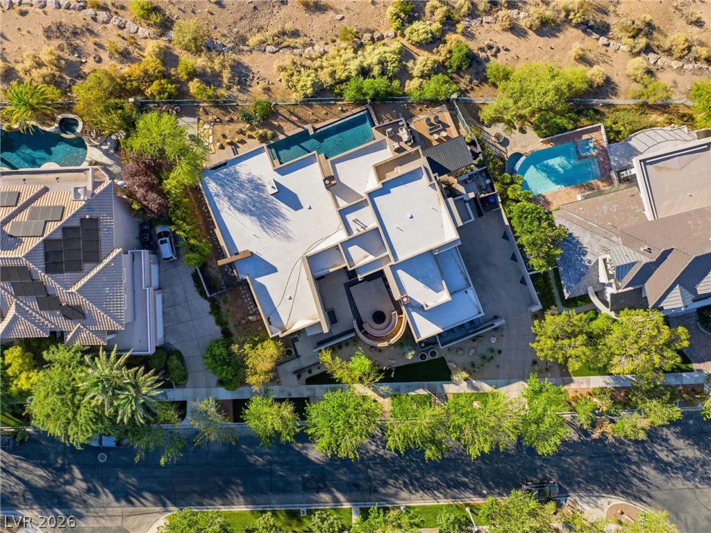 1529 Champion Hills, Las Vegas, NV 89134