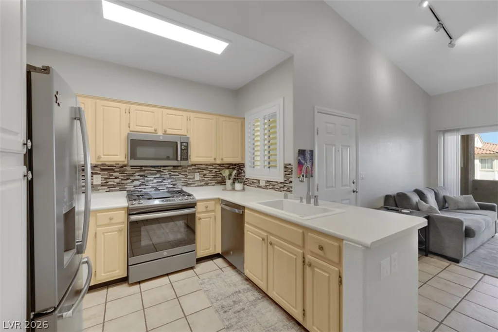 855 Stephanie, Henderson, NV 89014