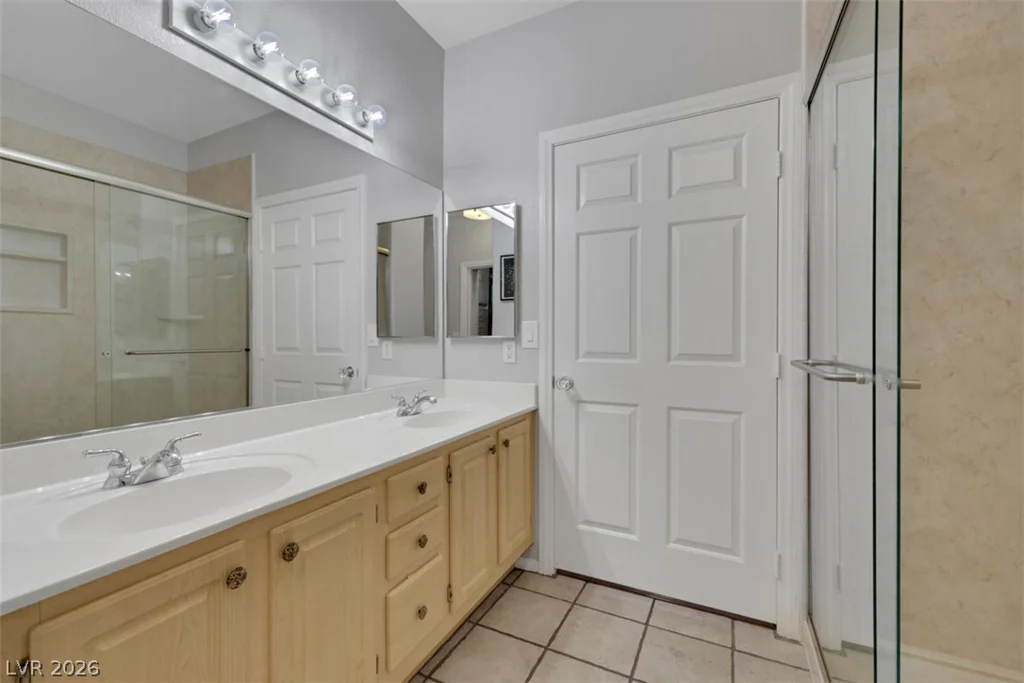 855 Stephanie, Henderson, NV 89014