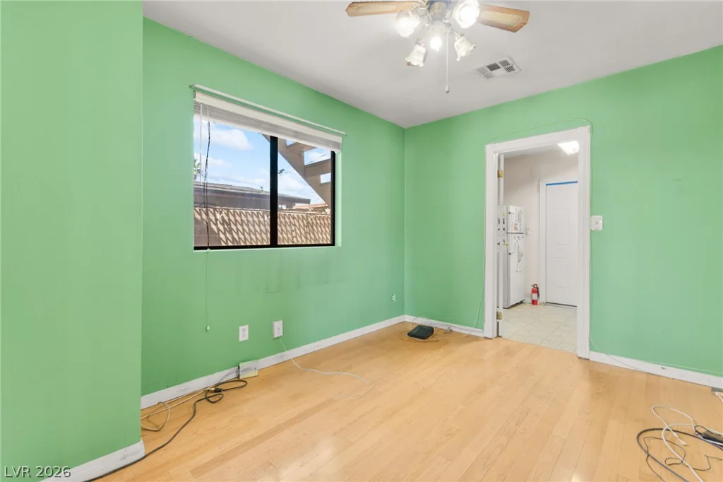 5722 Evergreen, Las Vegas, NV 89107