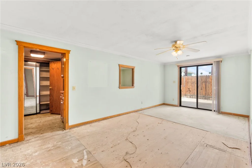 5722 Evergreen, Las Vegas, NV 89107