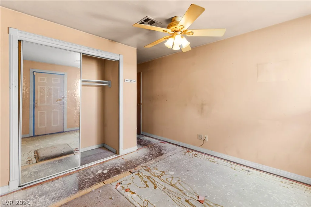 5722 Evergreen, Las Vegas, NV 89107