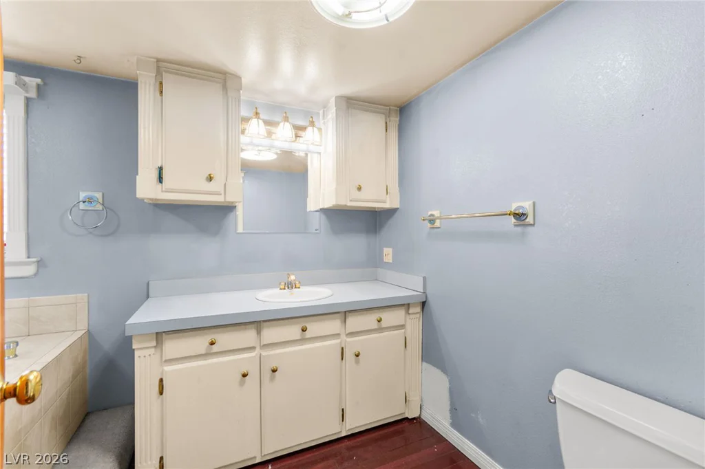 5722 Evergreen, Las Vegas, NV 89107