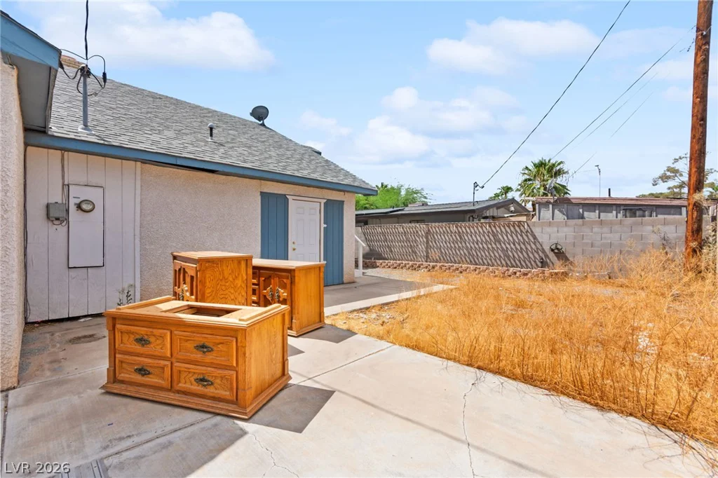 5722 Evergreen, Las Vegas, NV 89107