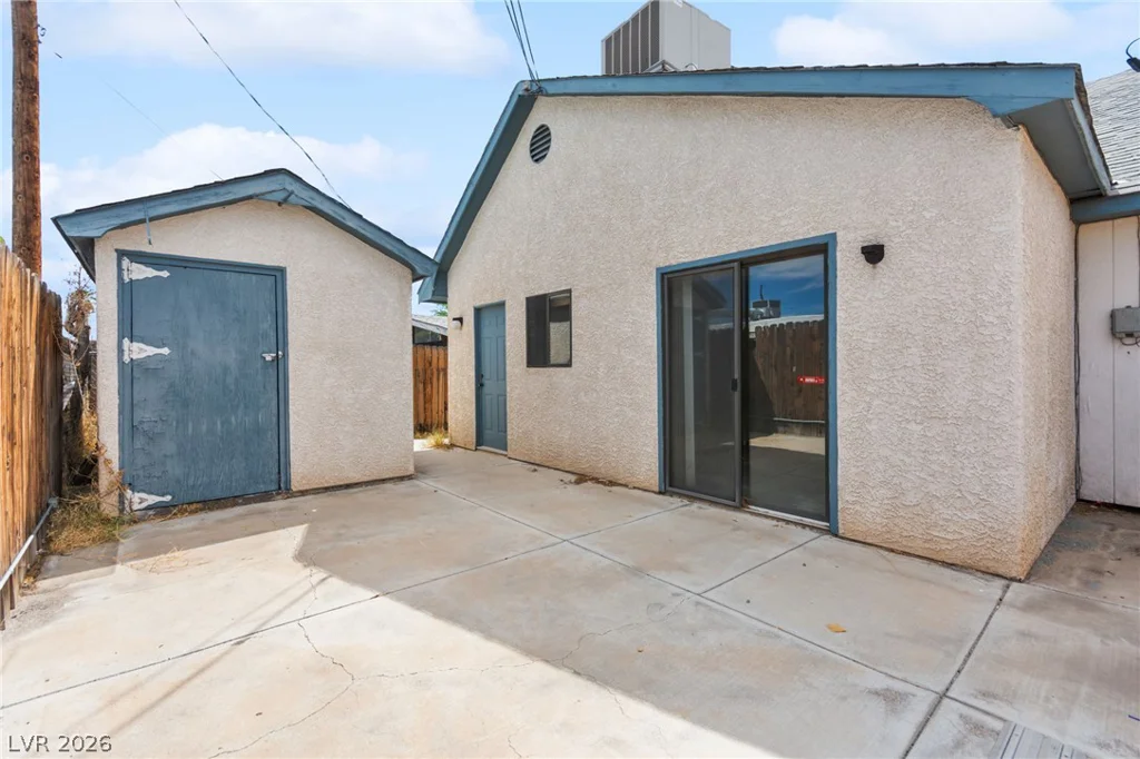 5722 Evergreen, Las Vegas, NV 89107