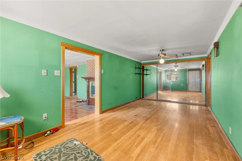 5722 Evergreen, Las Vegas, NV 89107
