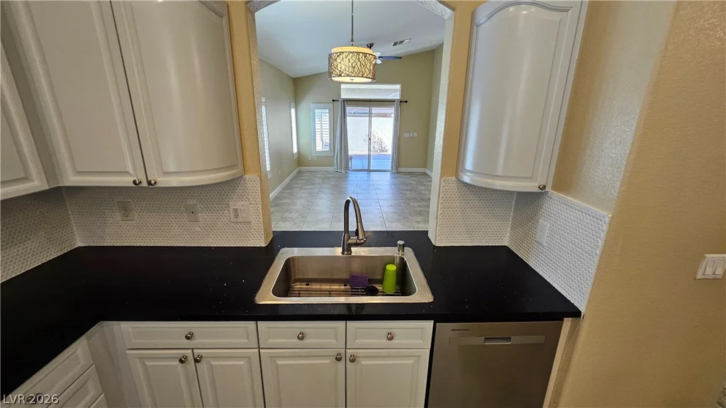 7058 Palisade Grove, Las Vegas, NV 89113