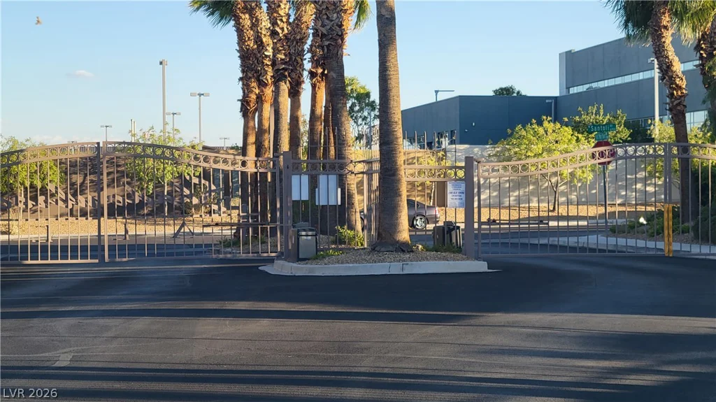 7058 Palisade Grove, Las Vegas, NV 89113