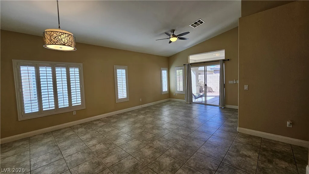 7058 Palisade Grove, Las Vegas, NV 89113