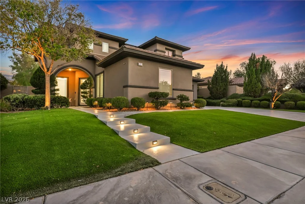 17 Winding, Henderson, NV 89052