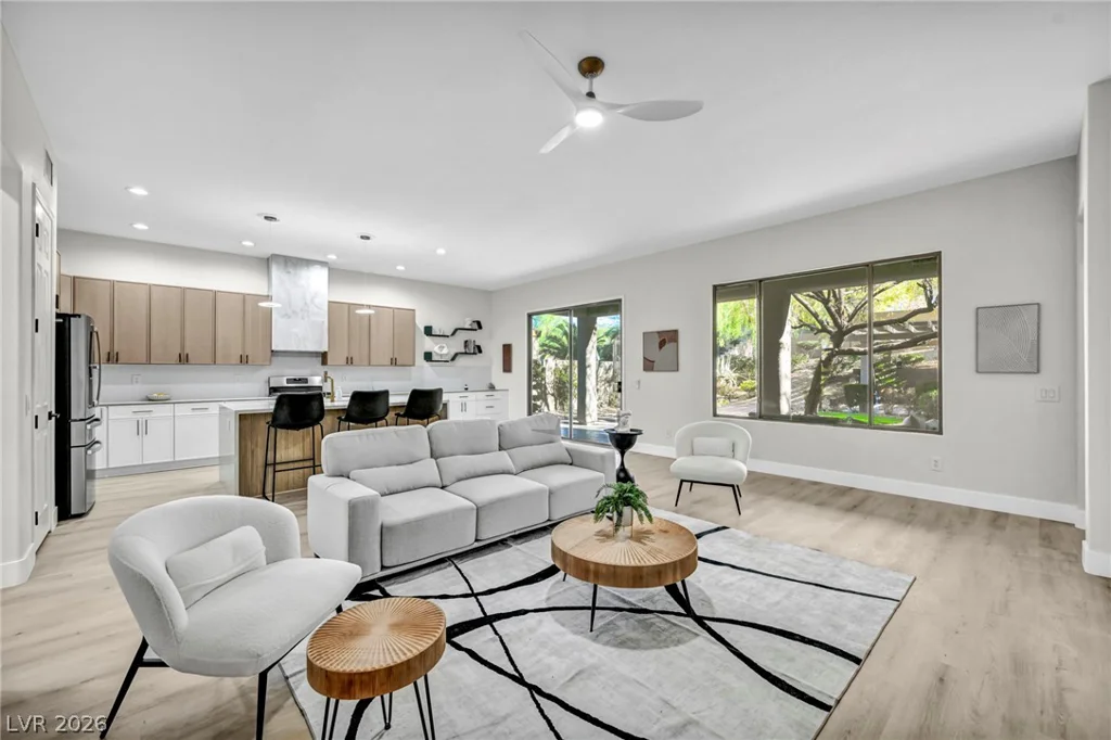 17 Winding, Henderson, NV 89052