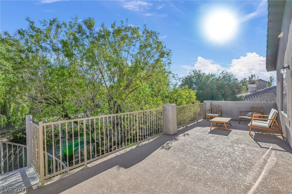 17 Winding, Henderson, NV 89052