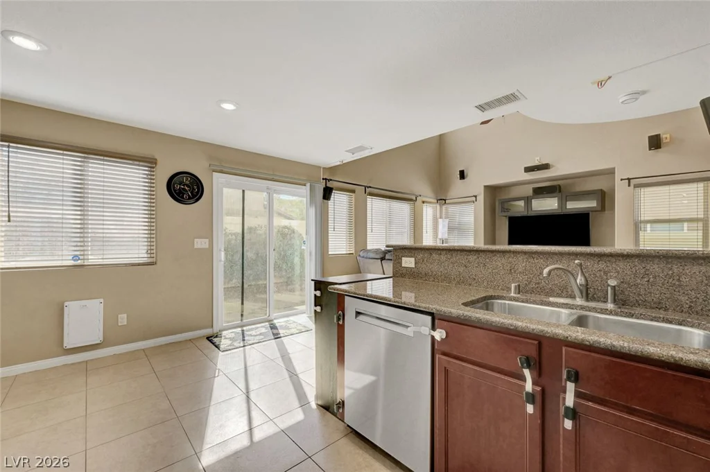 8742 Brindisi Park, Las Vegas, NV 89148