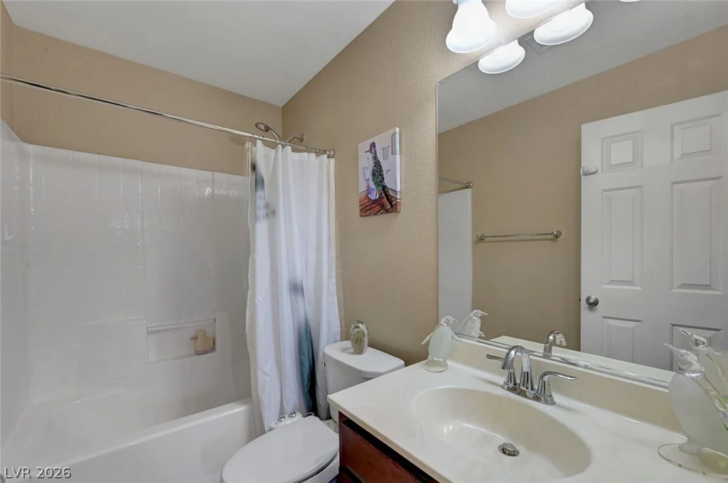 8742 Brindisi Park, Las Vegas, NV 89148